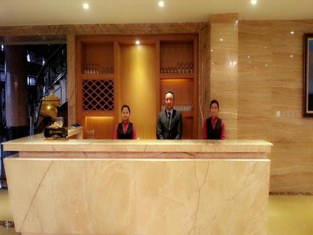 スター ワールド ホテル Naypyidaw エクステリア 写真