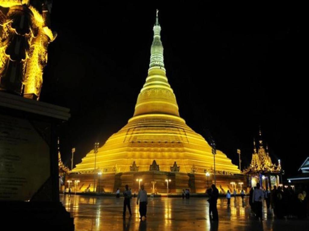 スター ワールド ホテル Naypyidaw エクステリア 写真