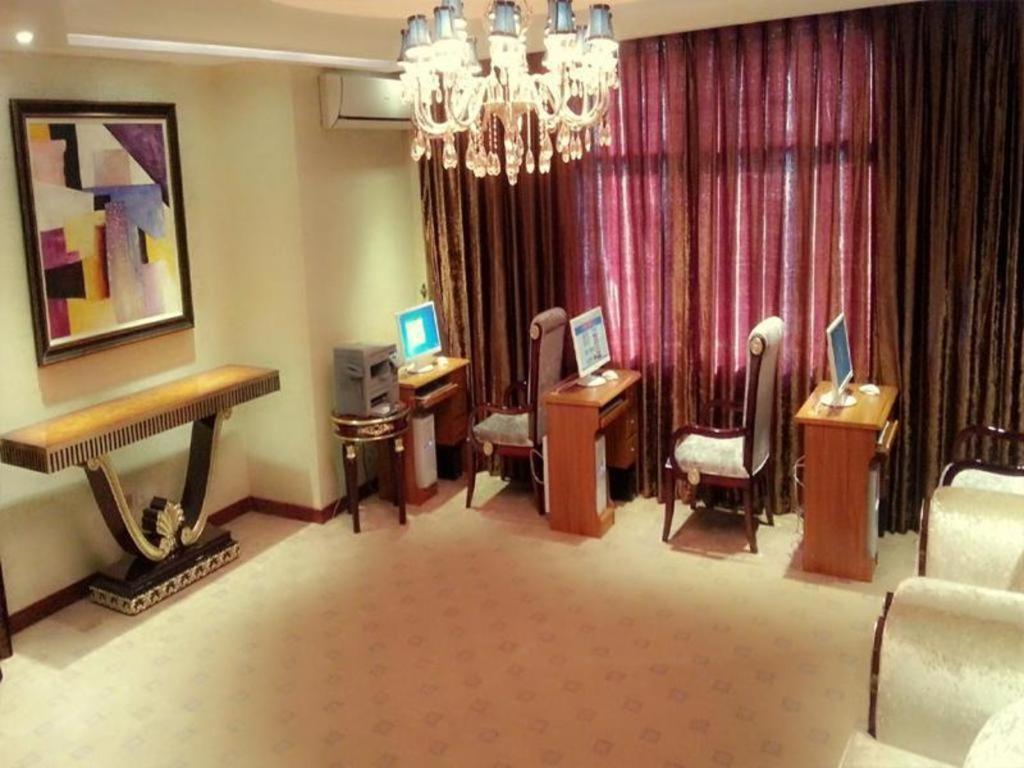 スター ワールド ホテル Naypyidaw エクステリア 写真