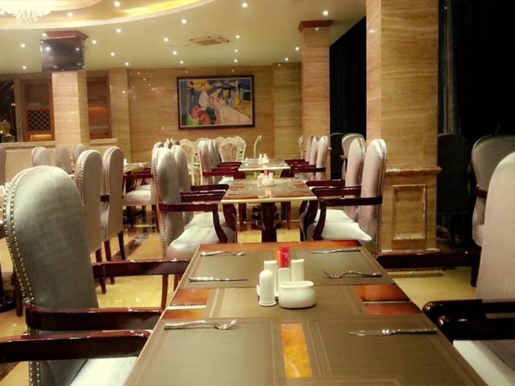 スター ワールド ホテル Naypyidaw エクステリア 写真